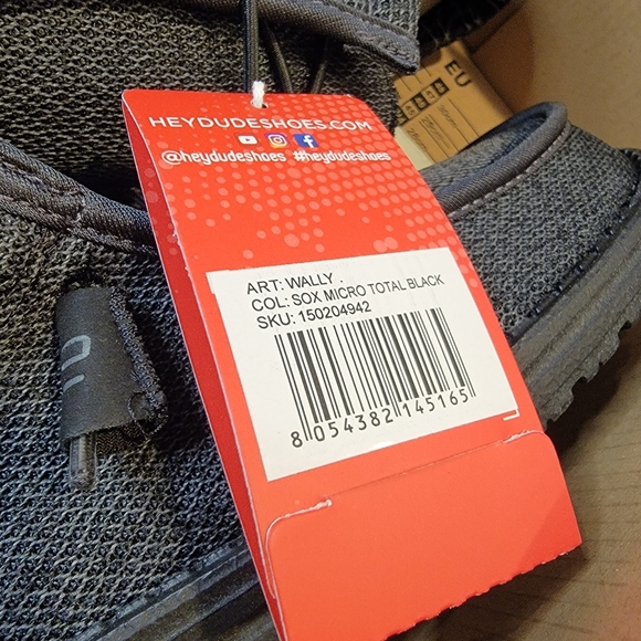 Hey Dude Wally Sox Micro Shoes Men’s Total Black NIB - Picture 10 of 15